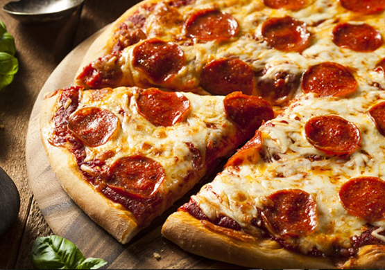 Пицца - национальное итальянское блюдо, популярное во всем мире. Доставка  пиццы во все районы Санкт-Петербурга